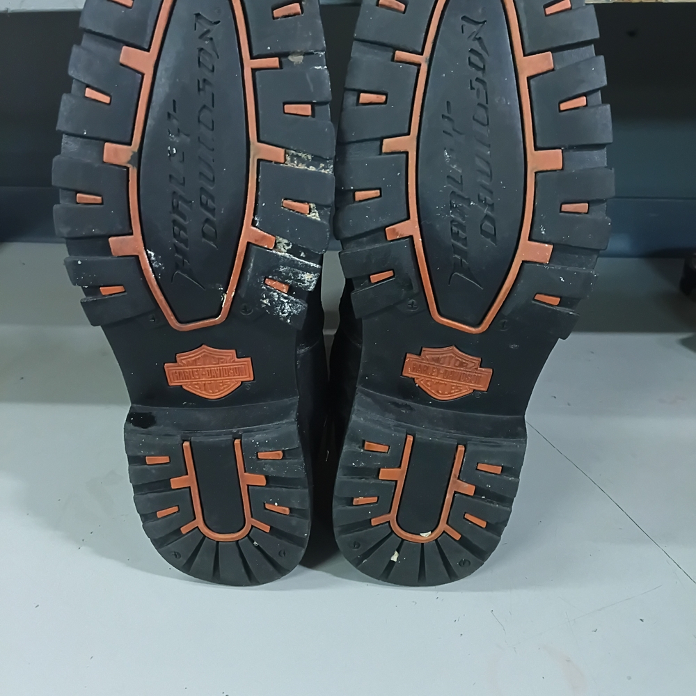 Harley-Davidson Black Leather Boots with Buckle - Picture 8 of 13